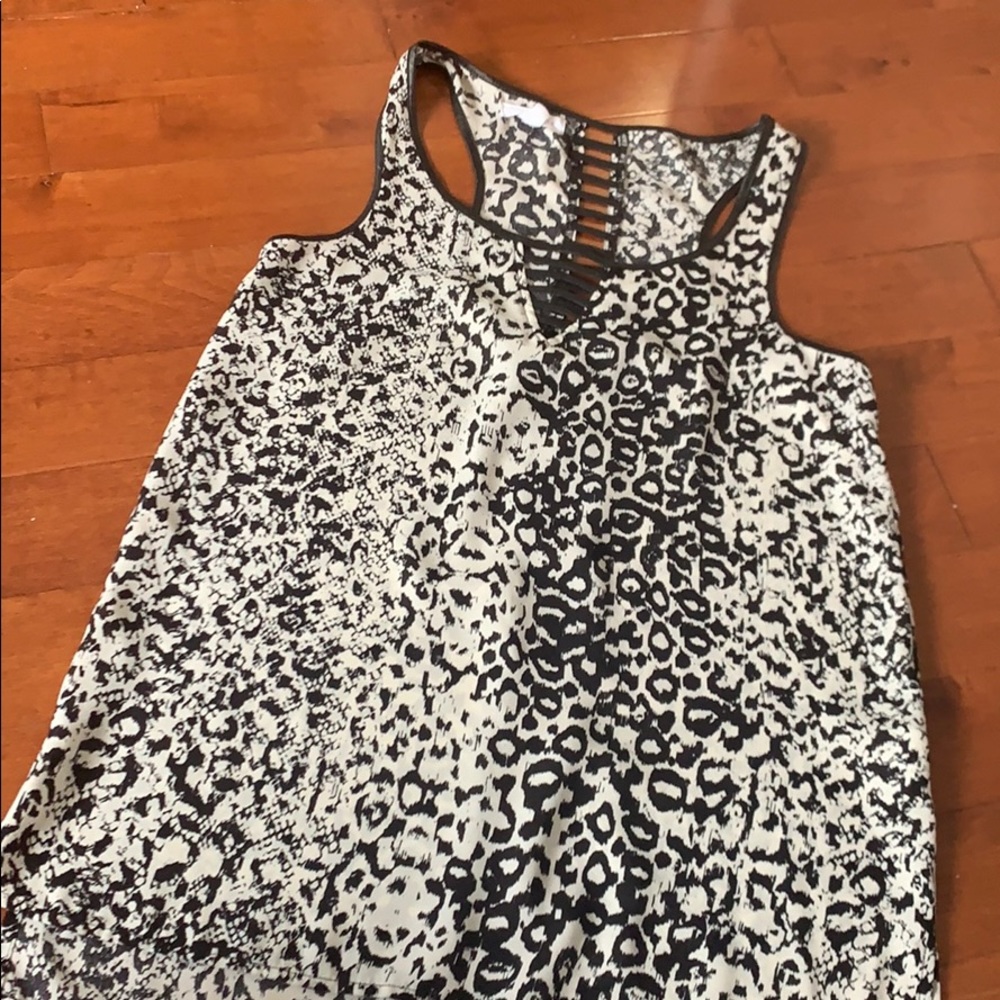 Cute flowy tank top